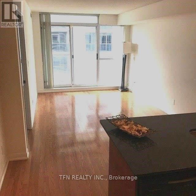 5793 Yonge Street, Toronto, Ontario  M2M 0A9 - Photo 3 - C13680434