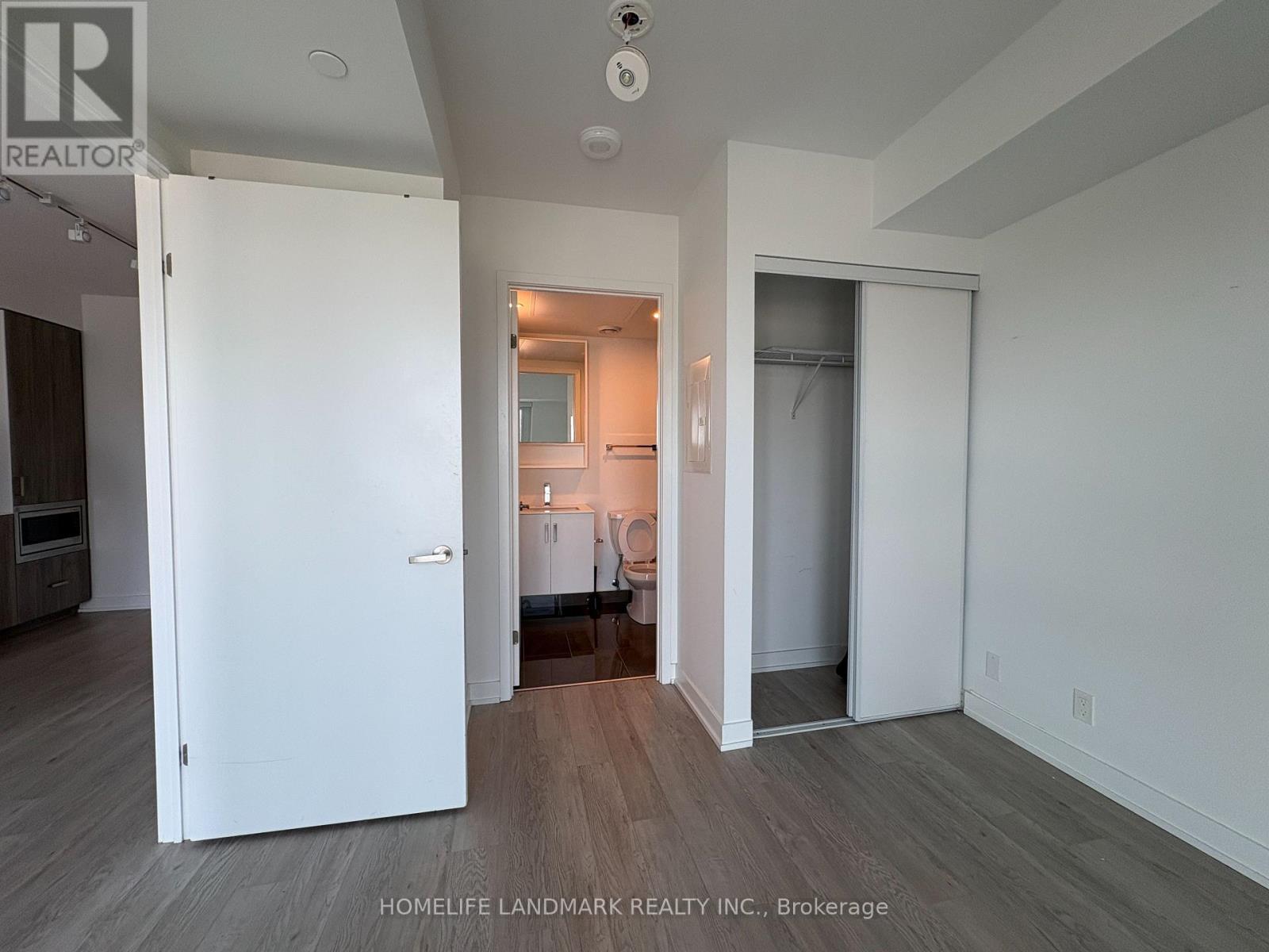 3712 - 88 Queen Street E, Toronto, Ontario  M5C 0B6 - Photo 8 - C13680438