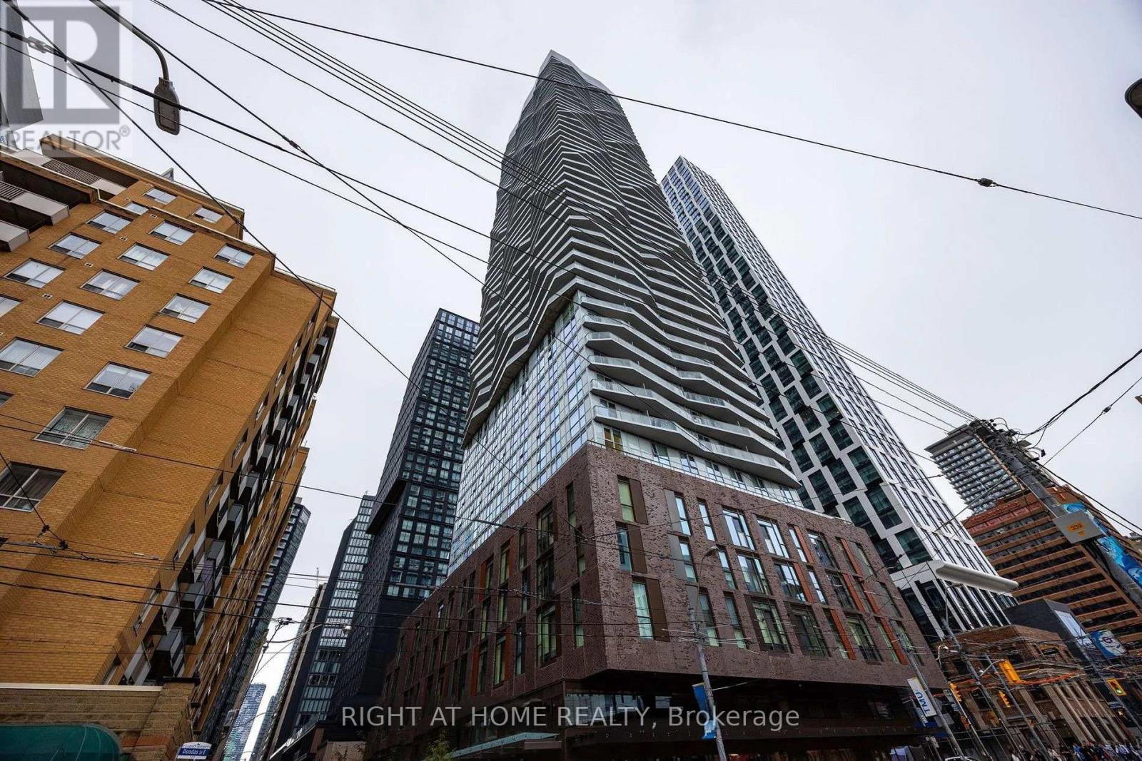 4009 - 100 Dalhousie Street, Toronto, Ontario  M5B 0C7 - Photo 3 - C13680444