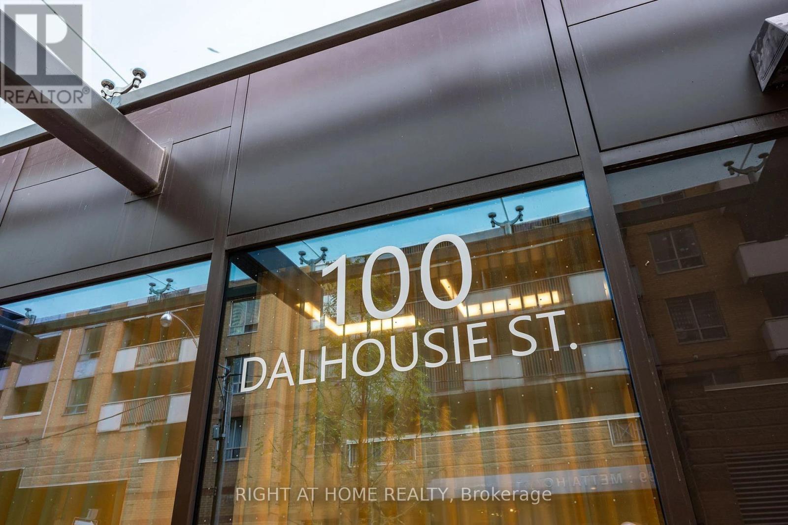 4009 - 100 Dalhousie Street, Toronto, Ontario  M5B 0C7 - Photo 4 - C13680444