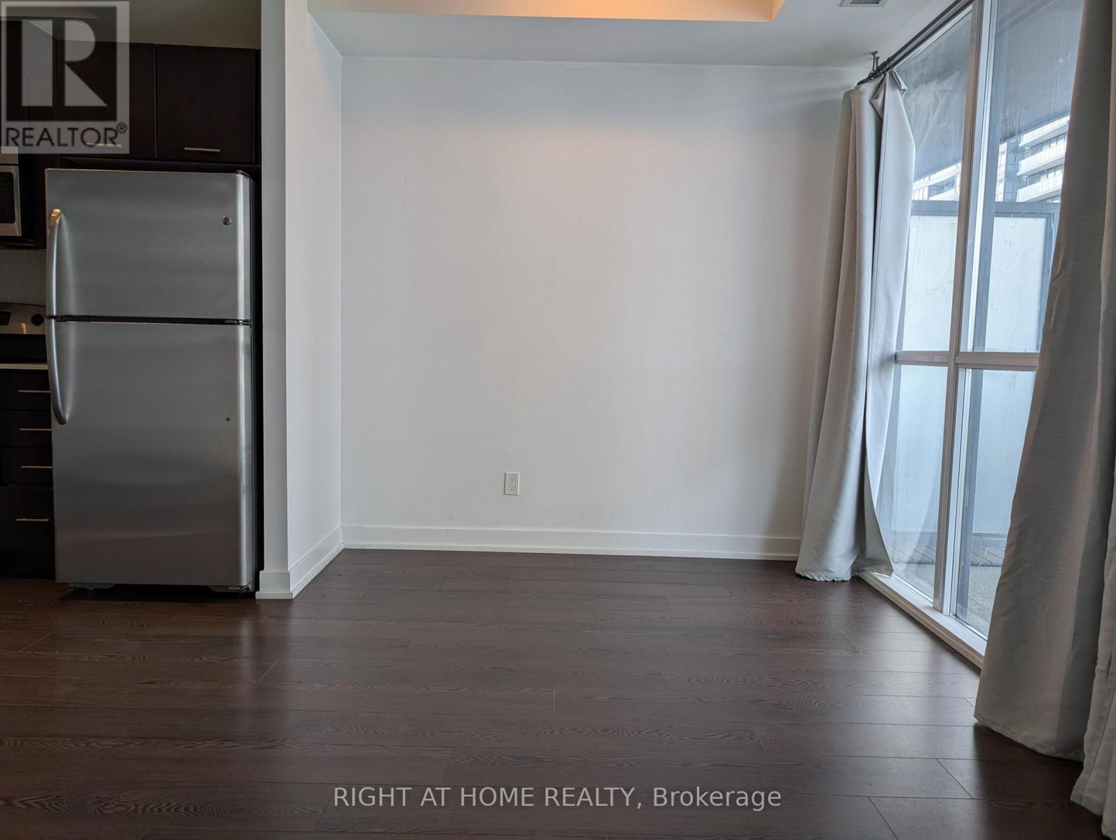 1109 - 20 Bruyeres Mews, Toronto, Ontario  M5V 0G8 - Photo 5 - C13680452
