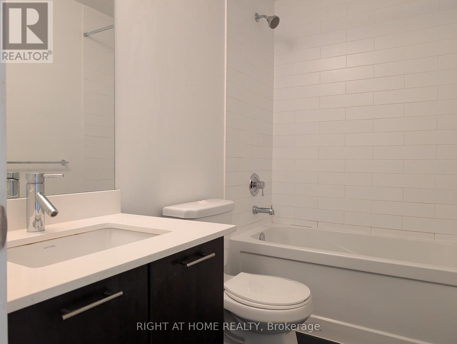 1109 - 20 Bruyeres Mews, Toronto, Ontario  M5V 0G8 - Photo 7 - C13680452