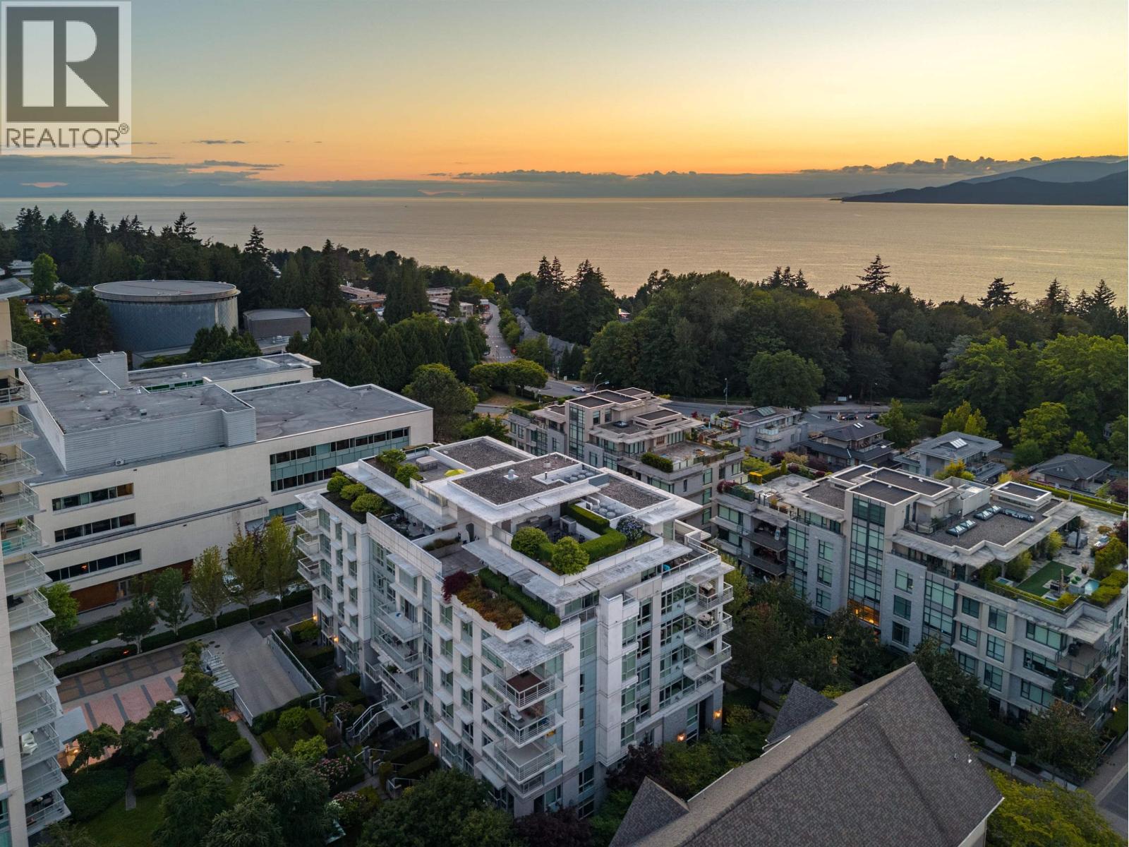 602 6080 Iona Drive, Vancouver, British Columbia V6T 0A4 - Photo 33 - R3154519