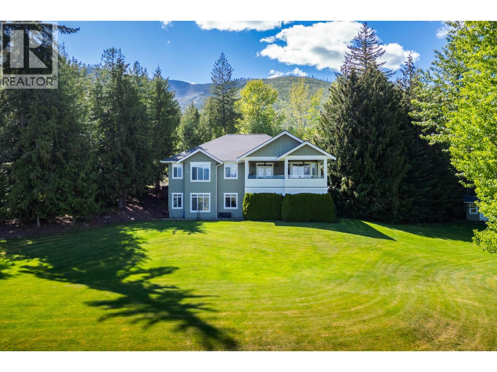 1446 Huckleberry Drive, Sorrento, British Columbia  V0E 2W2 - Photo 2 - 10384799