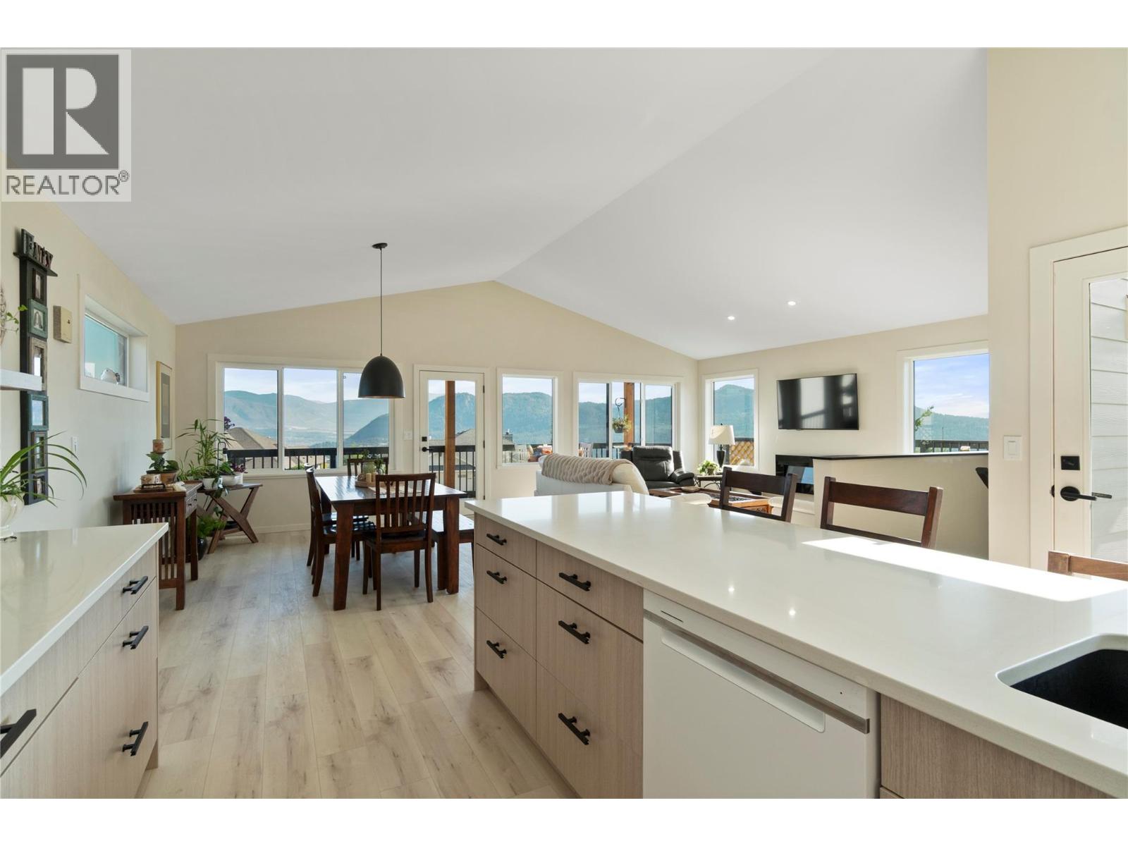 2545 Panoramic Way, Blind Bay, British Columbia  V0E 1H0 - Photo 24 - 10396279