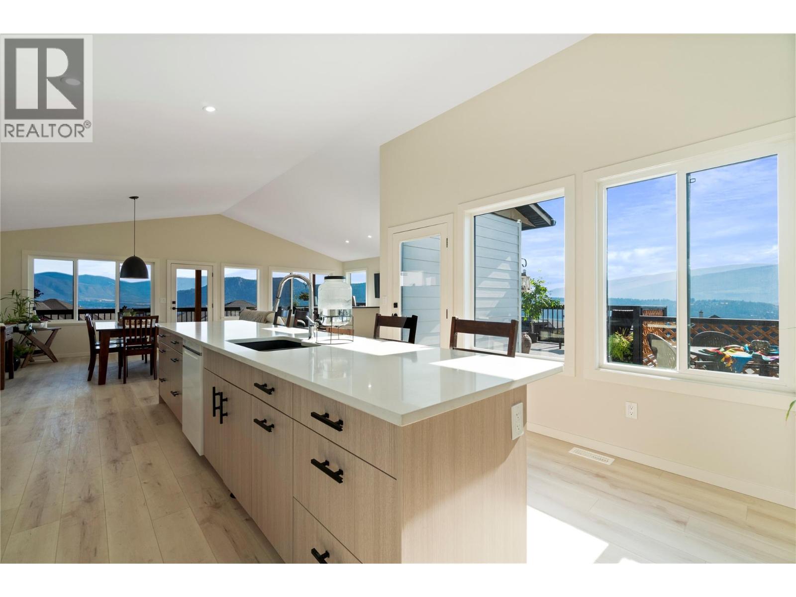 2545 Panoramic Way, Blind Bay, British Columbia  V0E 1H0 - Photo 22 - 10396279
