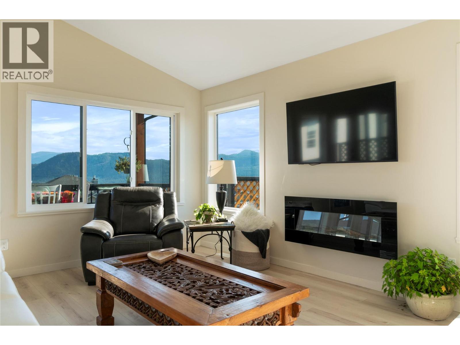 2545 Panoramic Way, Blind Bay, British Columbia  V0E 1H0 - Photo 4 - 10396279