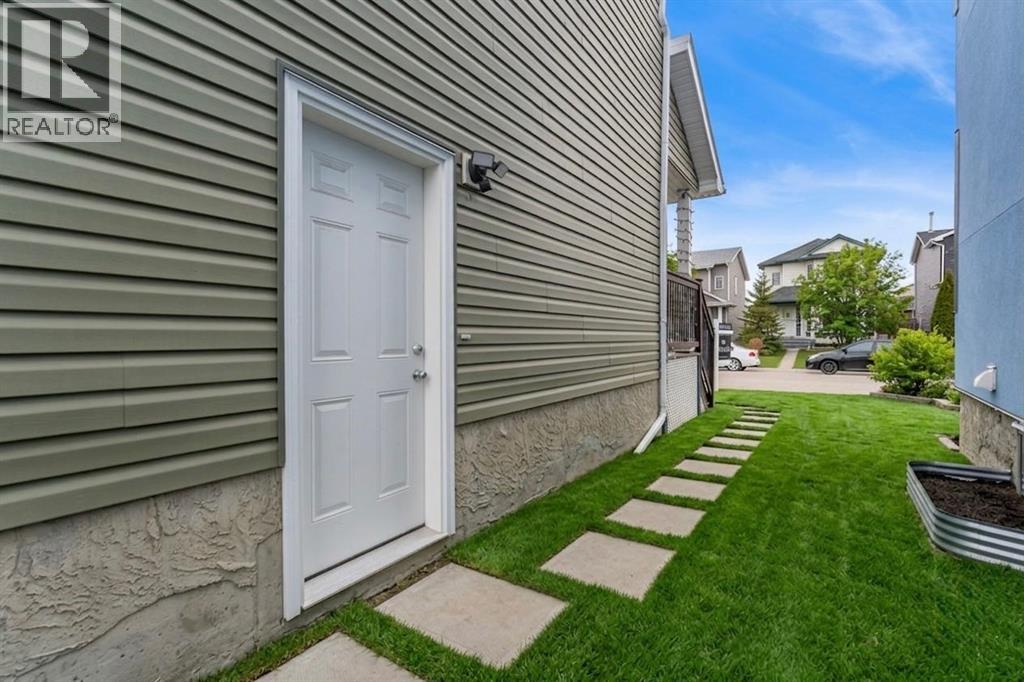 192 Martin Crossing Crescent Ne, Calgary, Alberta  T3J 3T1 - Photo 35 - A2315279