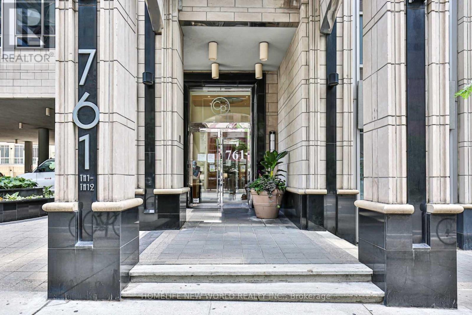 3201 - 761 BAY STREET, Toronto, Ontario