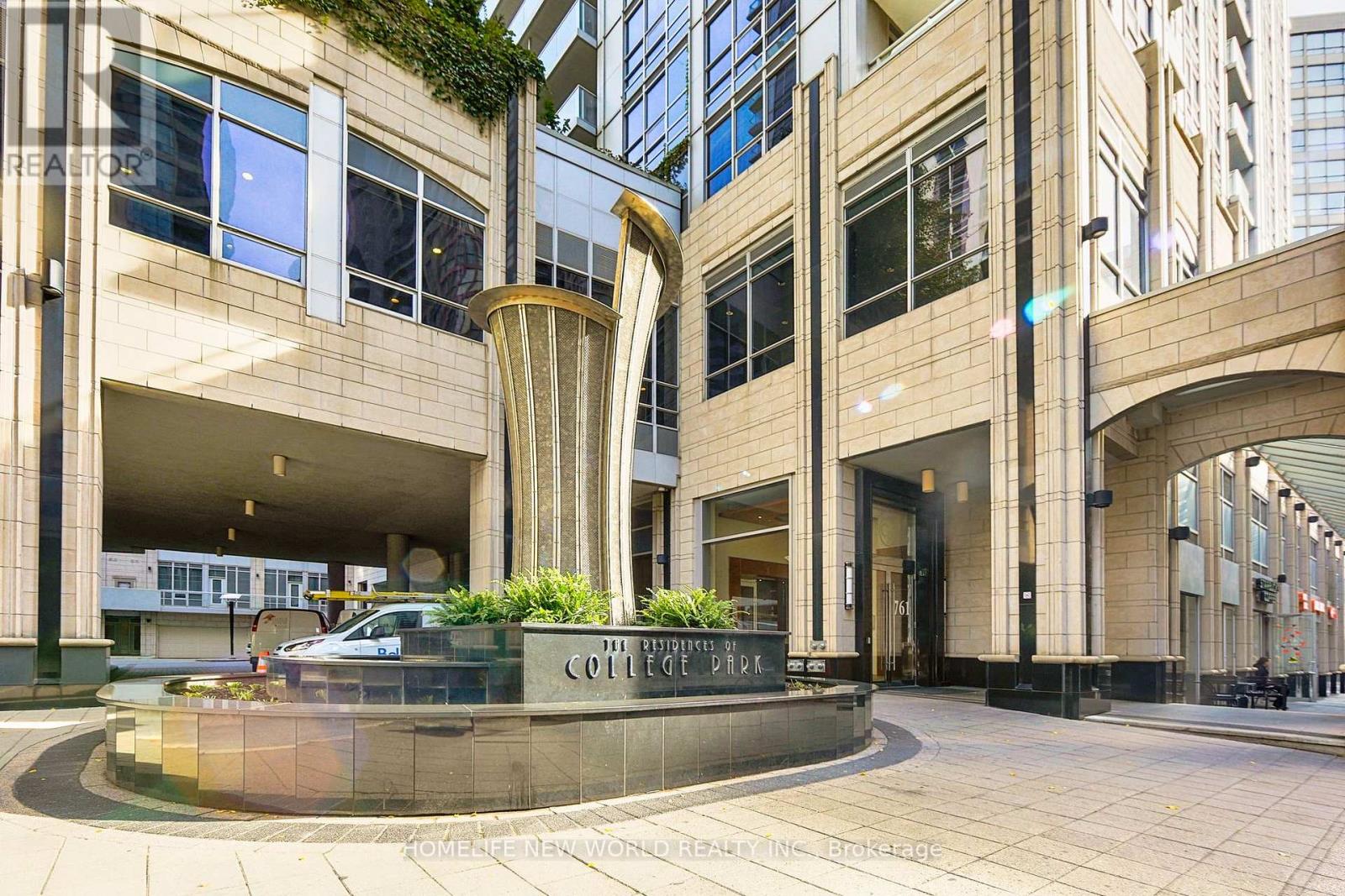 3201 - 761 Bay Street, Toronto, Ontario  M5G 2R2 - Photo 5 - C13680468