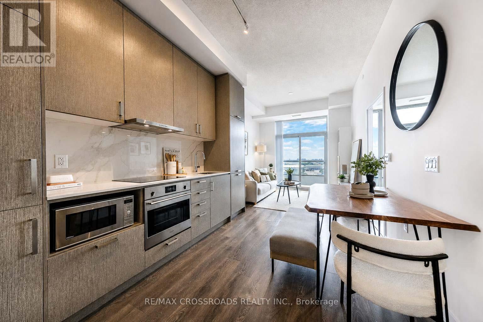 917 - 60 Honeycrisp Crescent, Vaughan, Ontario  L4K 0N5 - Photo 3 - N13680472