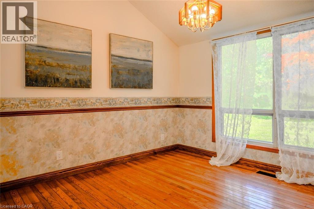 1045 Tremaine Avenue S, Listowel, Ontario  N4W 3G9 - Photo 17 - 40853965
