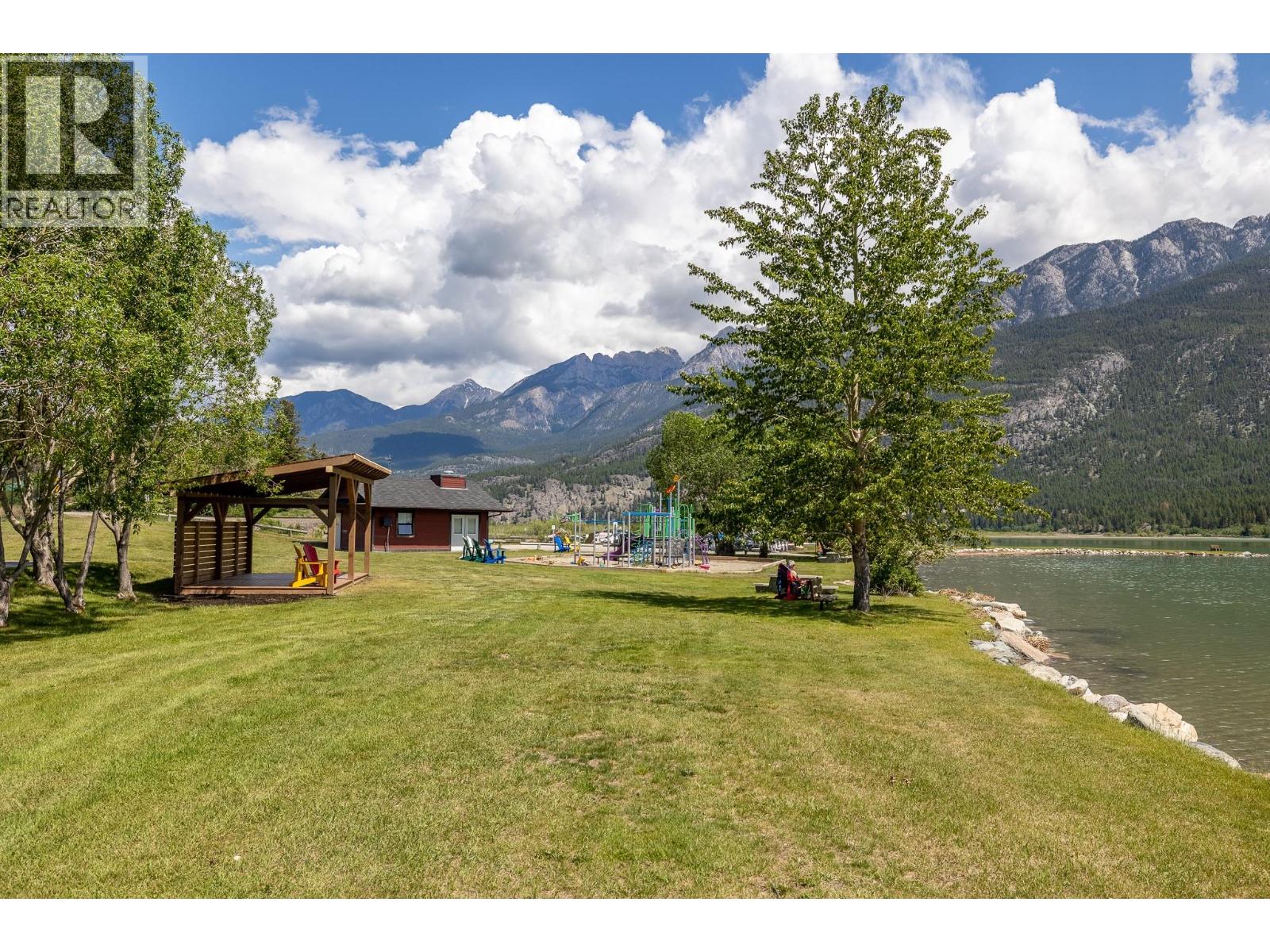 4484 Columbia View Road, Fairmont Hot Springs, British Columbia  V0B 1L2 - Photo 6 - 10388518