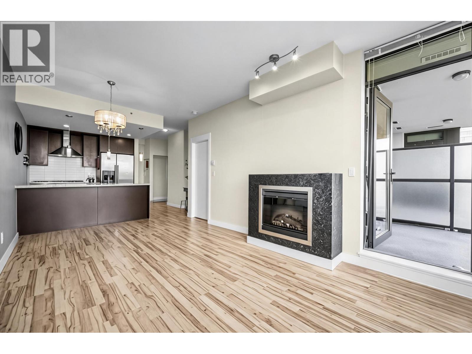 1606 7088 18th Avenue, Burnaby, British Columbia  V3N 0A2 - Photo 3 - R3152101