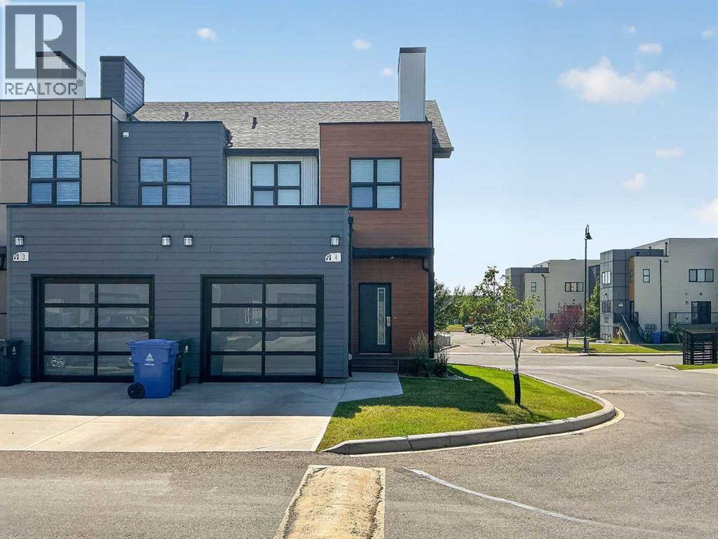 4, 83 aquitania Circle W, Lethbridge, Alberta