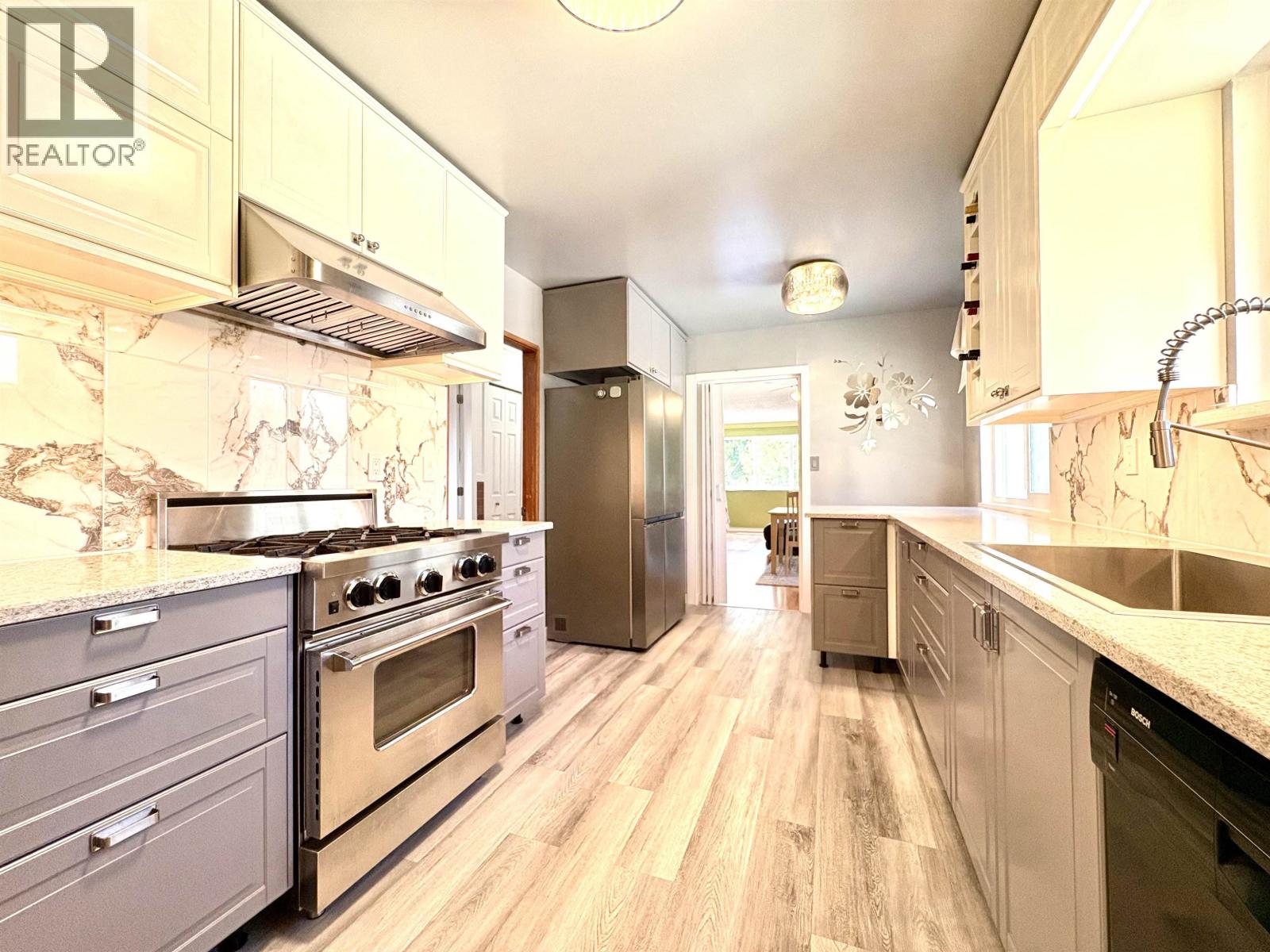 A 1570 Shaughnessy Street, Port Coquitlam, British Columbia  V3C 6M4 - Photo 9 - R3148899