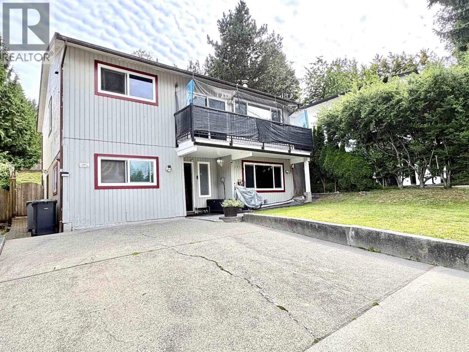 257 ANGELA DRIVE, Port Moody, British Columbia