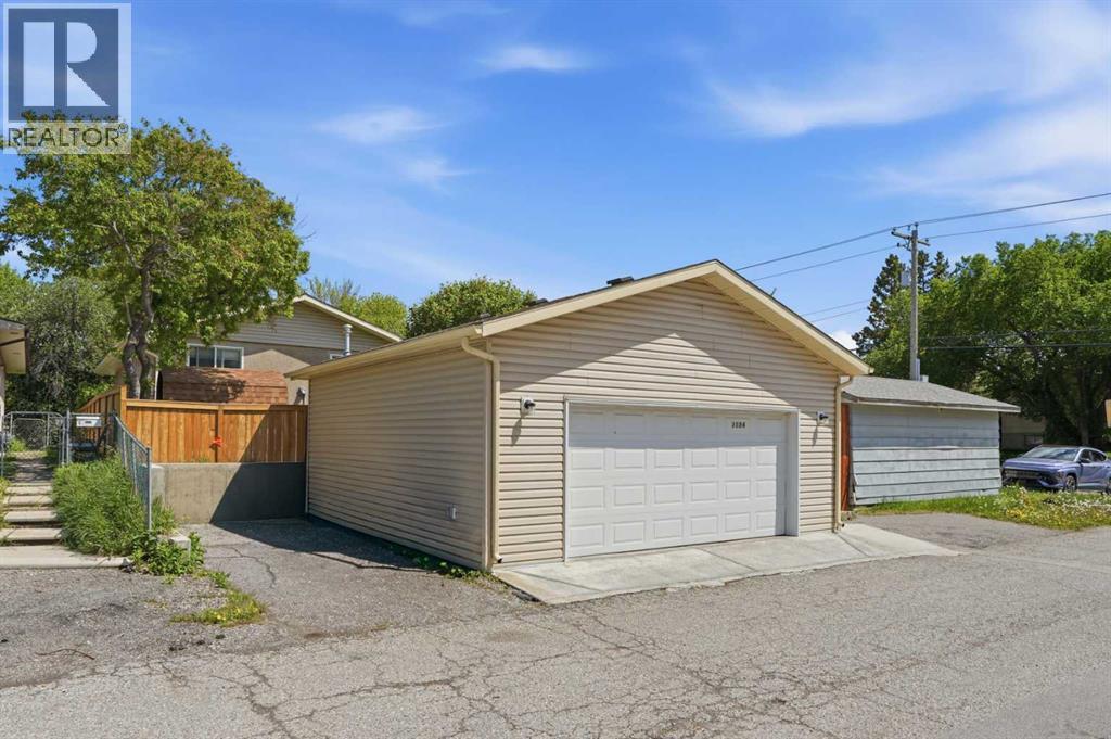 3056 32a Street Se, Calgary, Alberta  T2B 0T3 - Photo 35 - A2332446