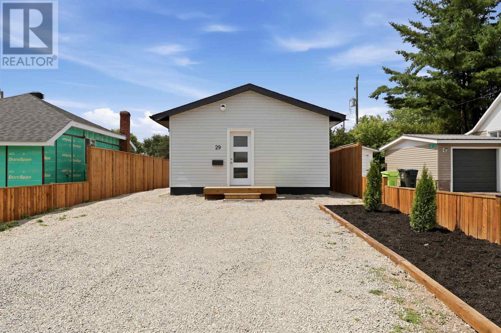 29 Allard ST, Sault Ste. Marie, Ontario