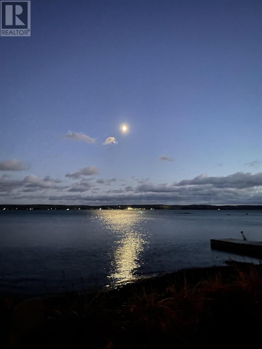647b Lakeshore Dr, Tarbutt, Ontario  P0R 1E0 - Photo 31 - SM262157