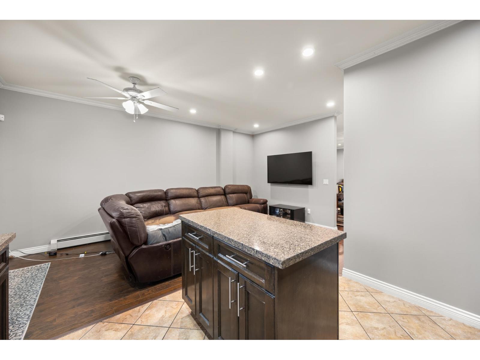 7088 144 Street, Surrey, British Columbia  V3W 5S2 - Photo 15 - R3156132
