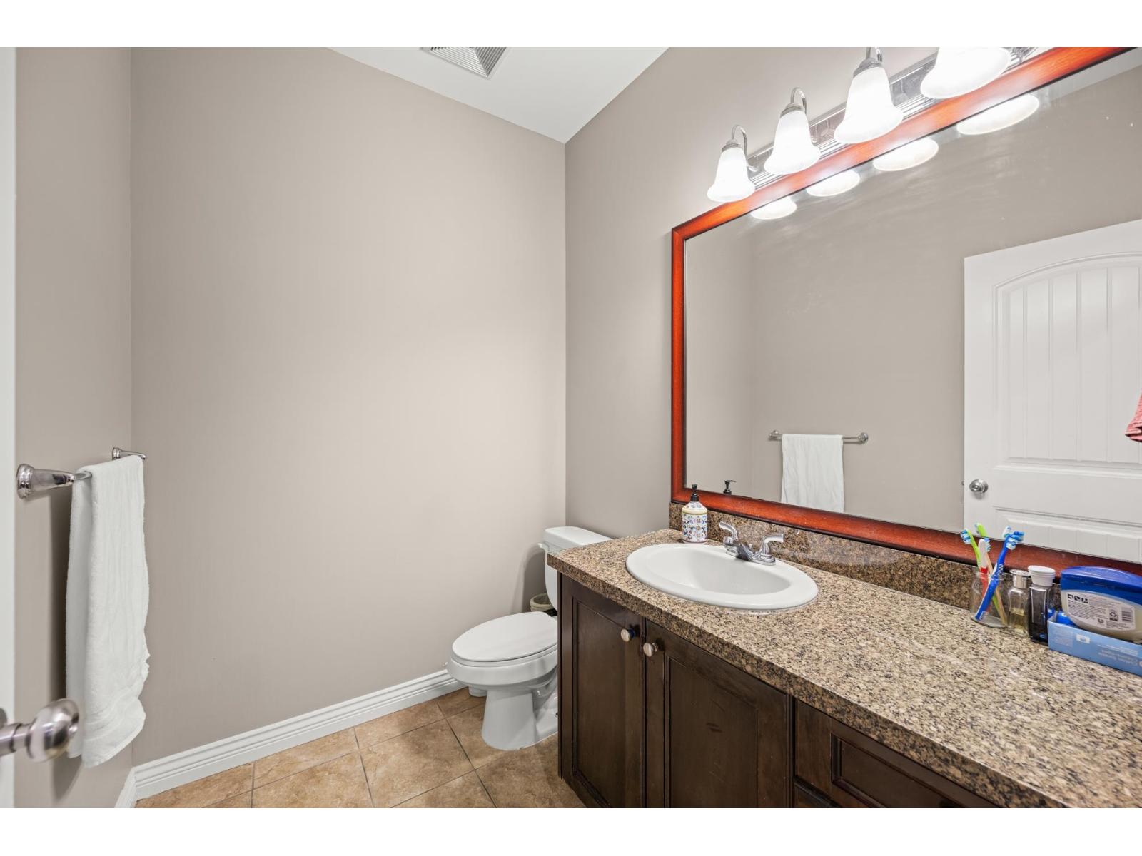 7088 144 Street, Surrey, British Columbia  V3W 5S2 - Photo 16 - R3156132