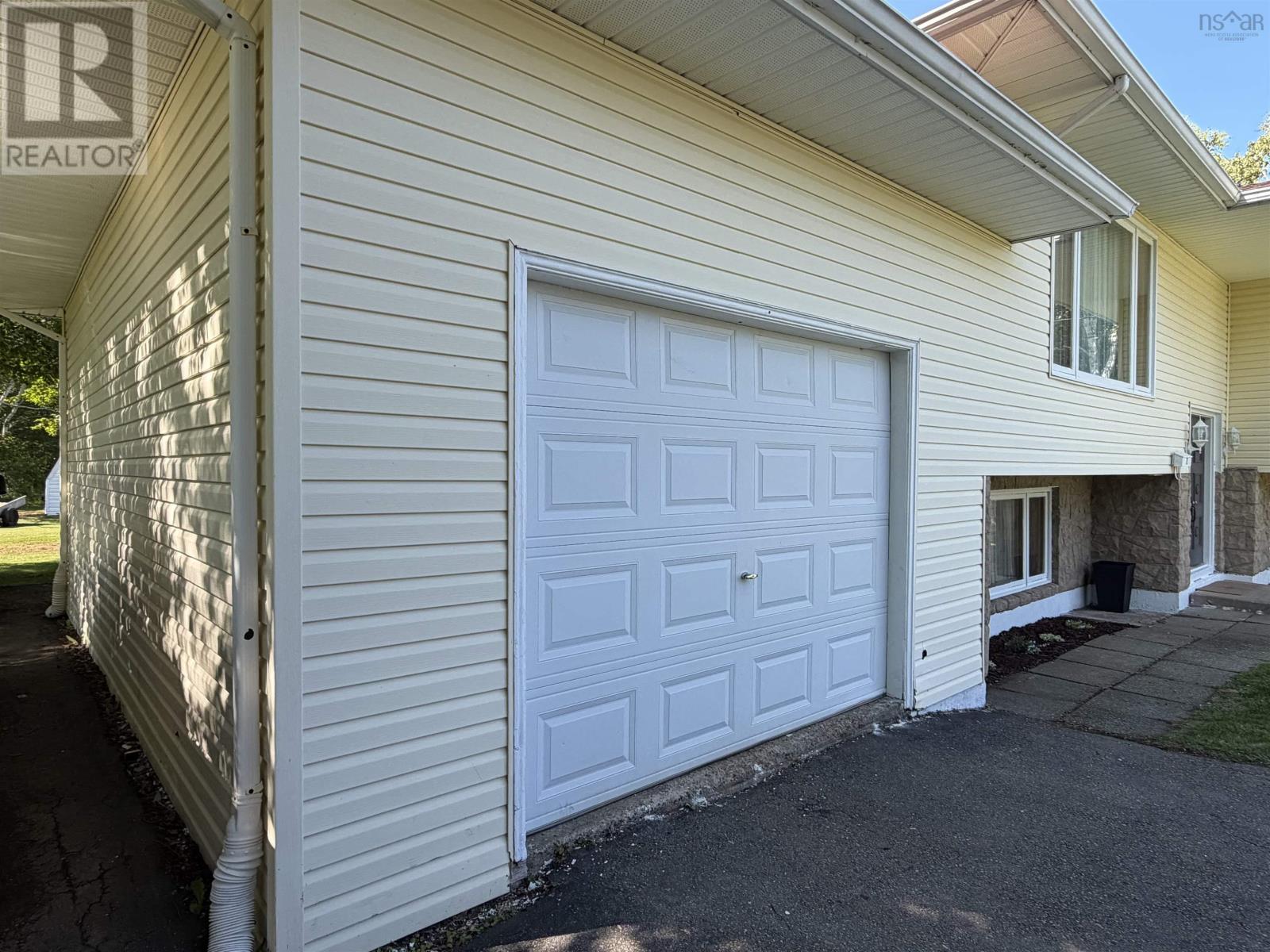 2 Edina Street, Glace Bay, Nova Scotia  B1A 1G7 - Photo 40 - 202619478