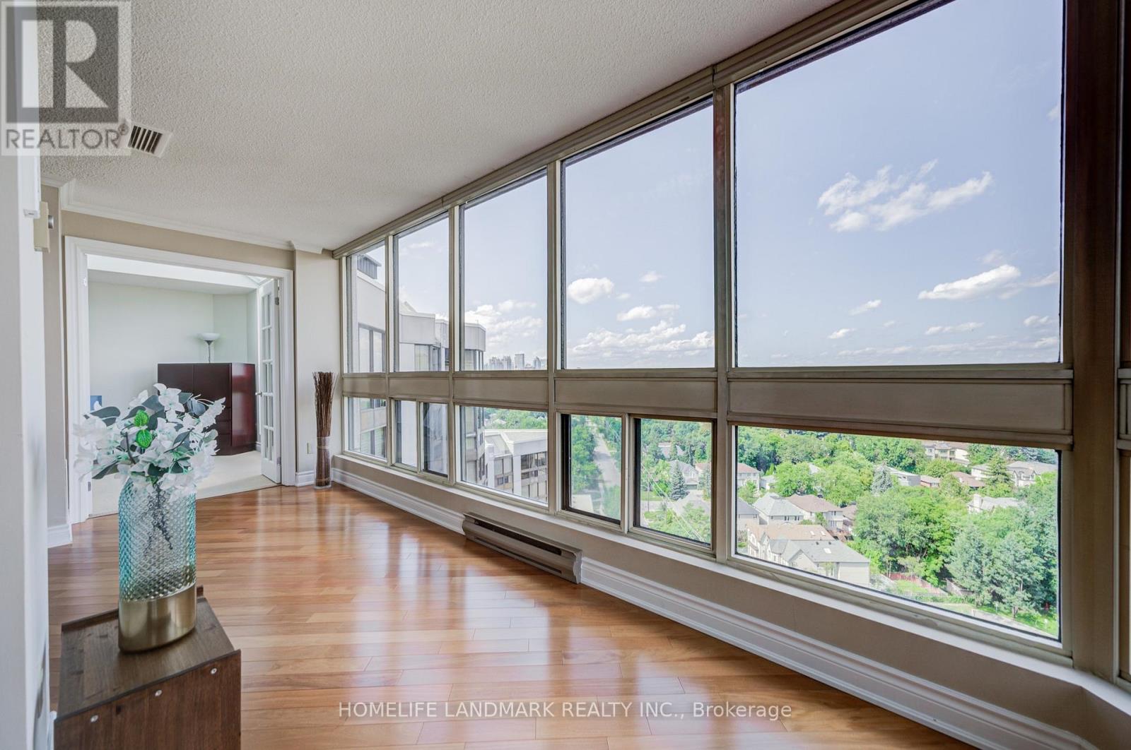 Ph 05 - 10 Kenneth Avenue, Toronto, Ontario  M2N 6K6 - Photo 11 - C13679274