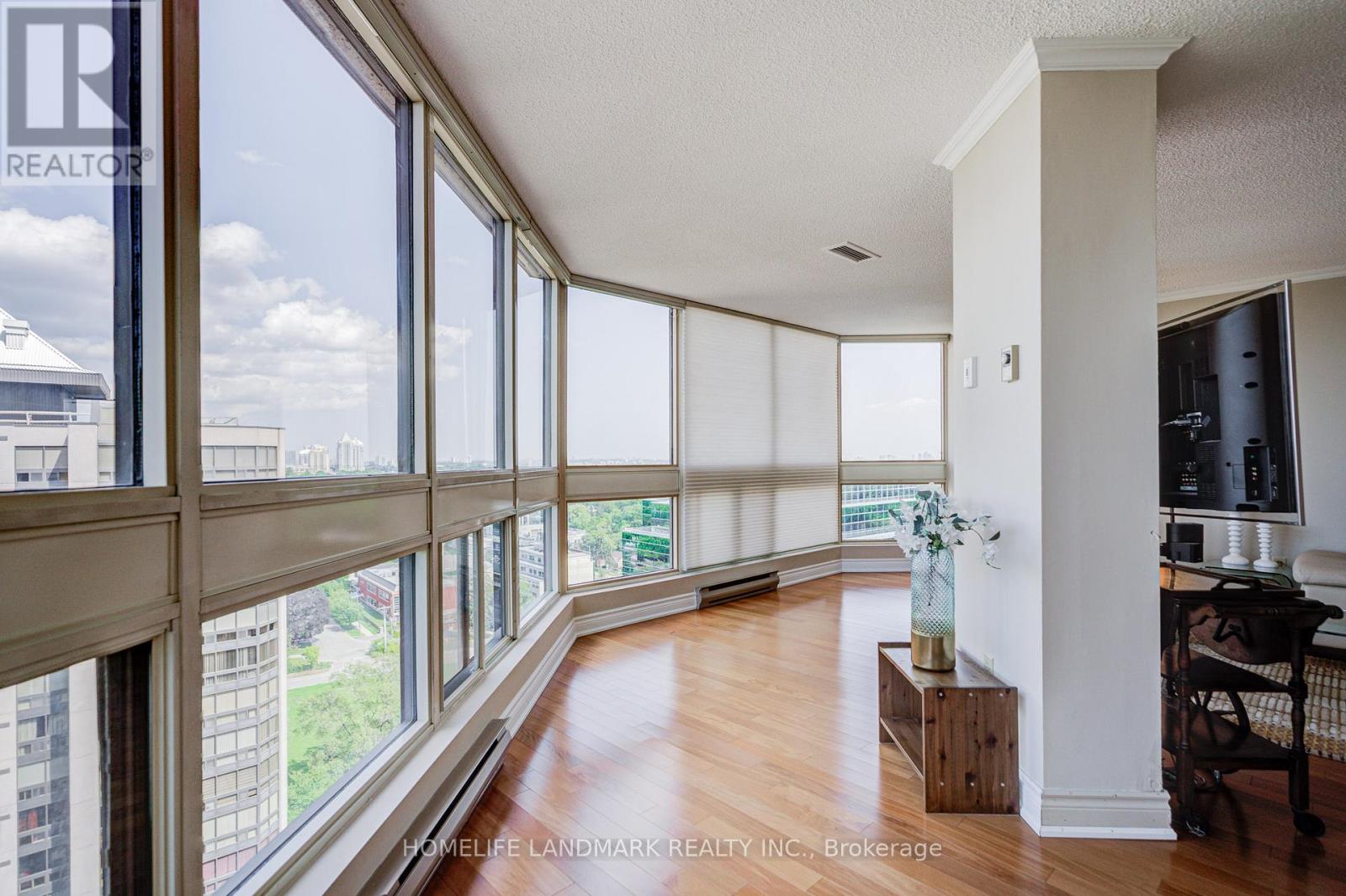 Ph 05 - 10 Kenneth Avenue, Toronto, Ontario  M2N 6K6 - Photo 12 - C13679274