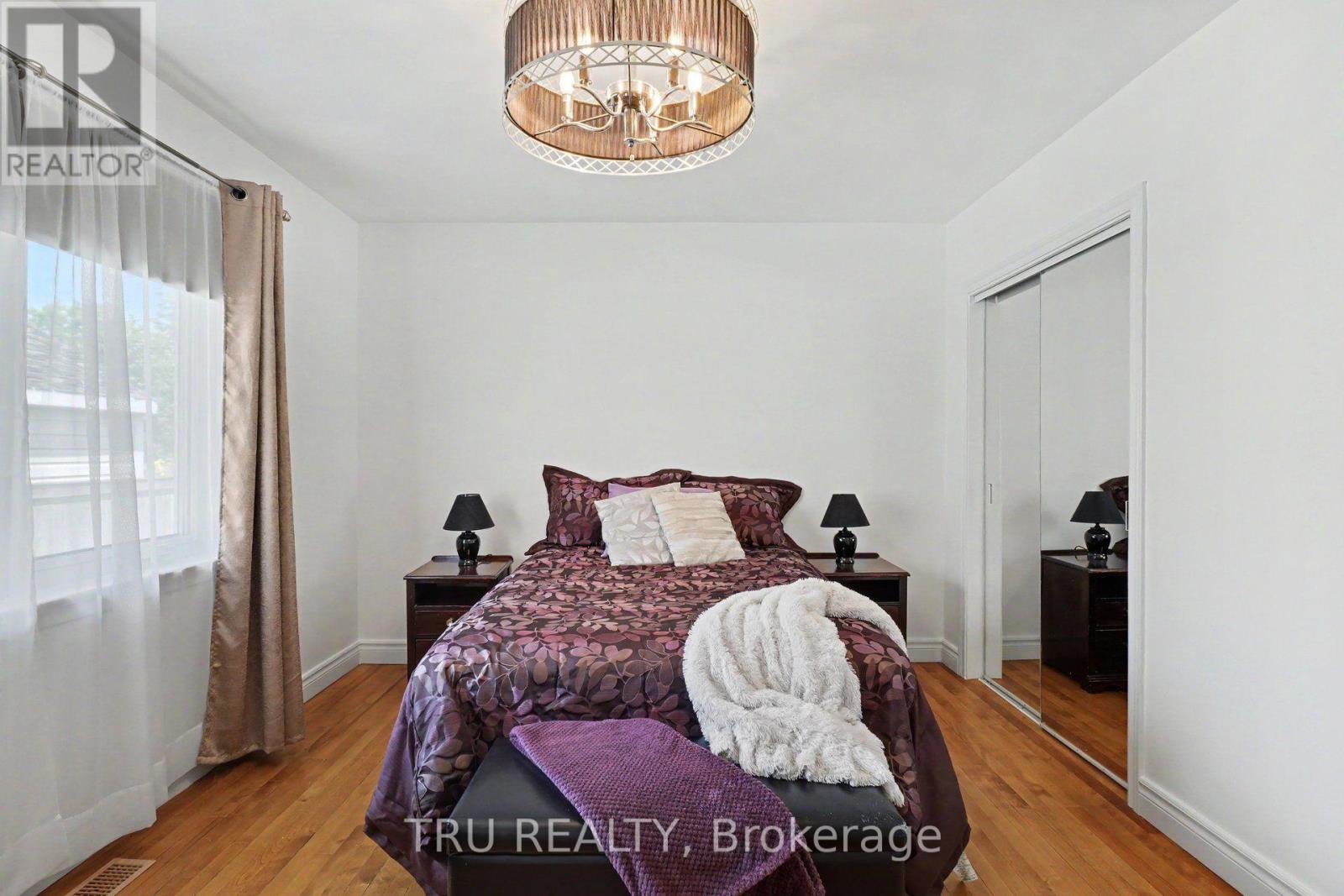 1908 Saunderson Drive, Ottawa, Ontario  K1G 2C7 - Photo 12 - X13680514