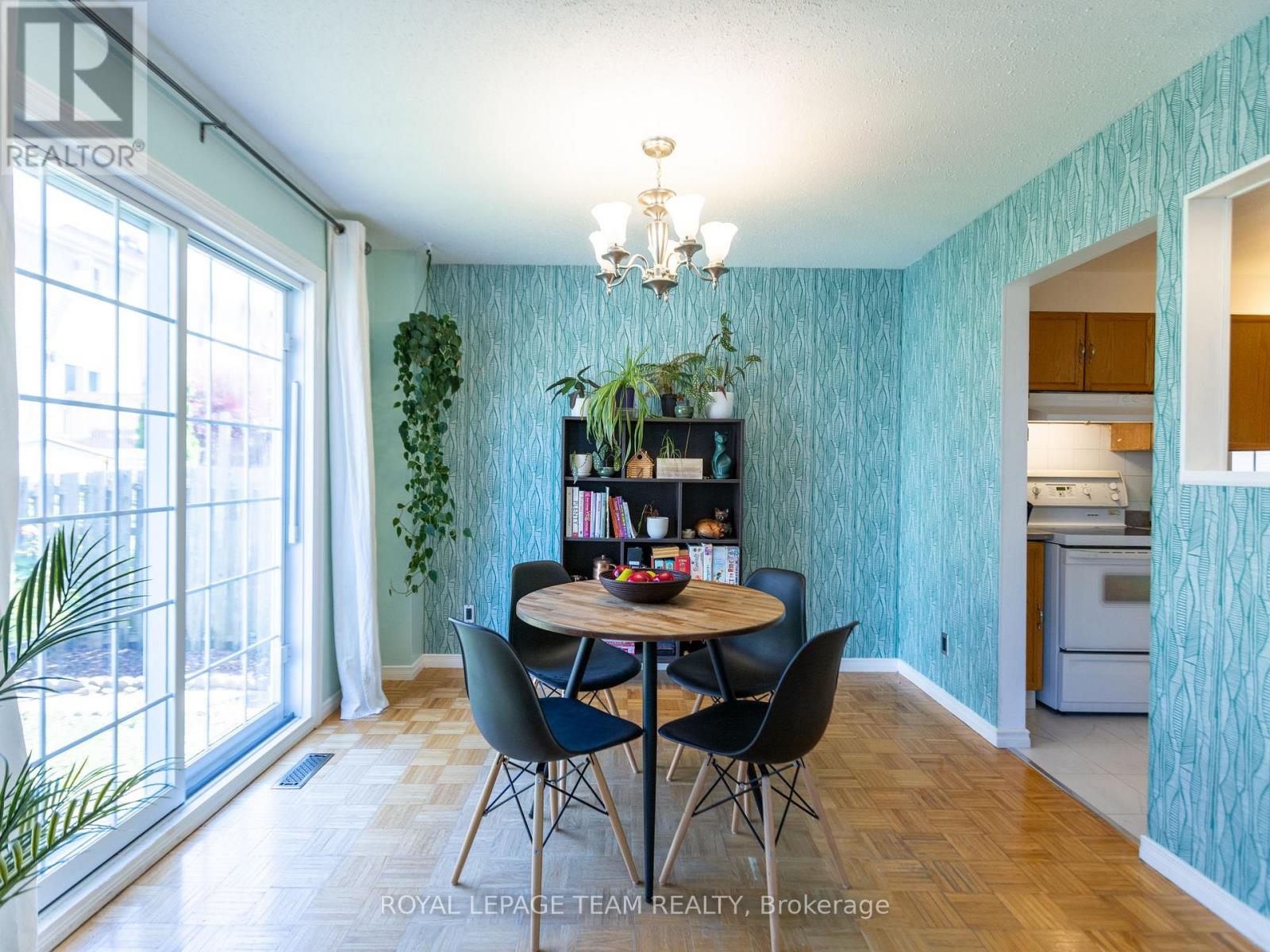 930 Alenmede Crescent, Ottawa, Ontario  K2B 8K5 - Photo 8 - X13680530