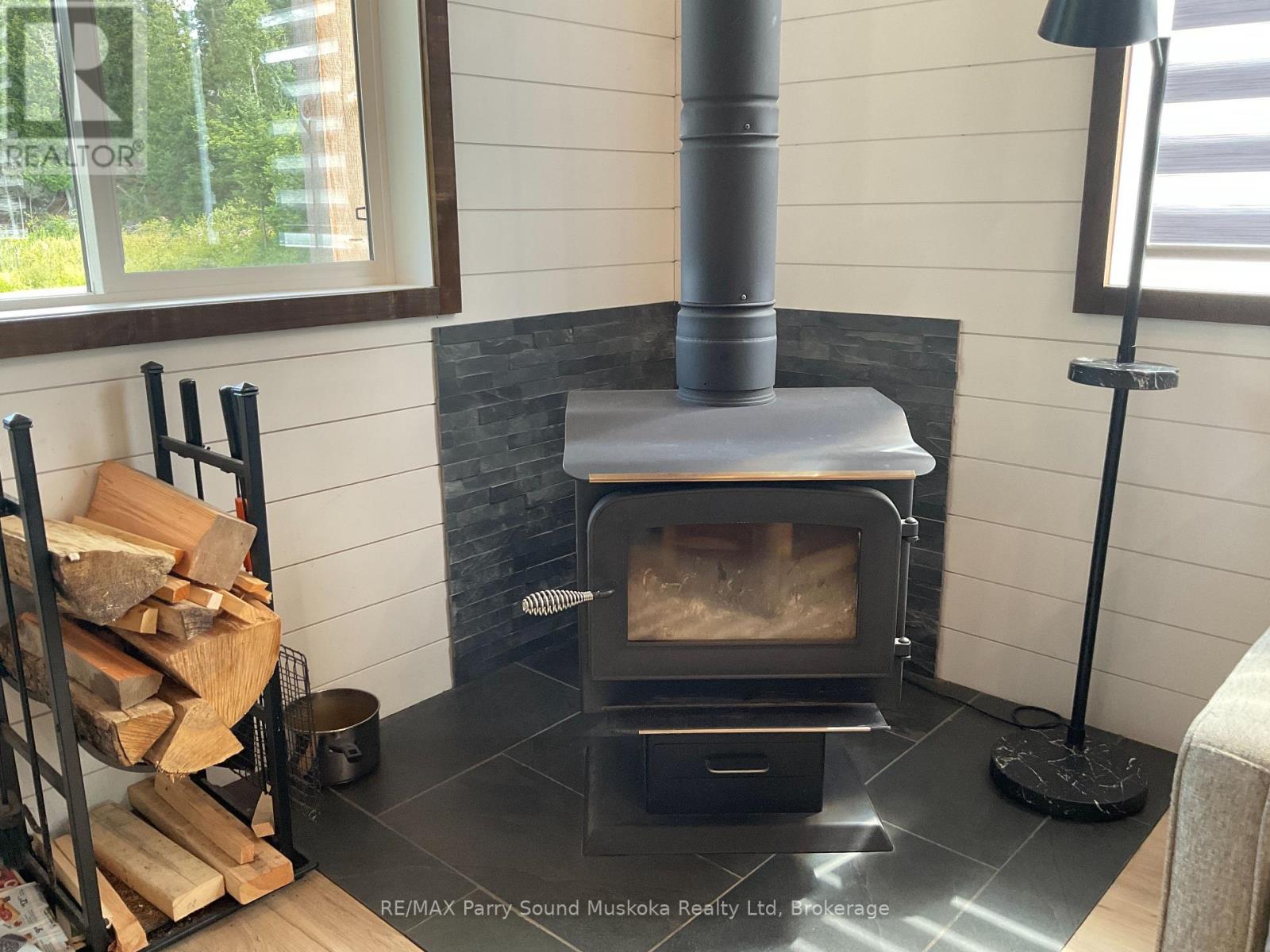 590 Clear Lake Road, Parry Sound Remote Area (Arnstein), Ontario  P0H 1A0 - Photo 14 - X13680550