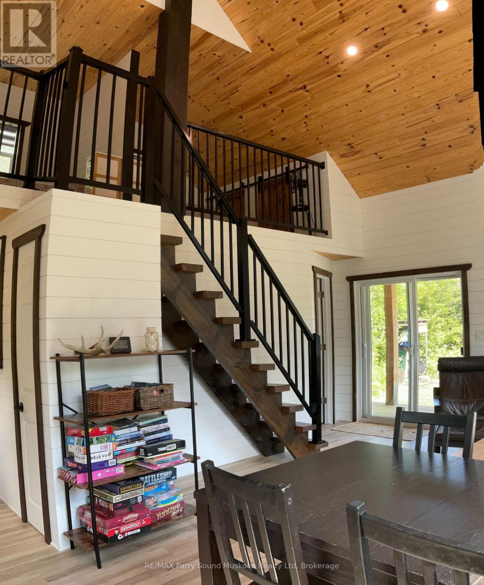 590 Clear Lake Road, Parry Sound Remote Area (Arnstein), Ontario  P0H 1A0 - Photo 18 - X13680550