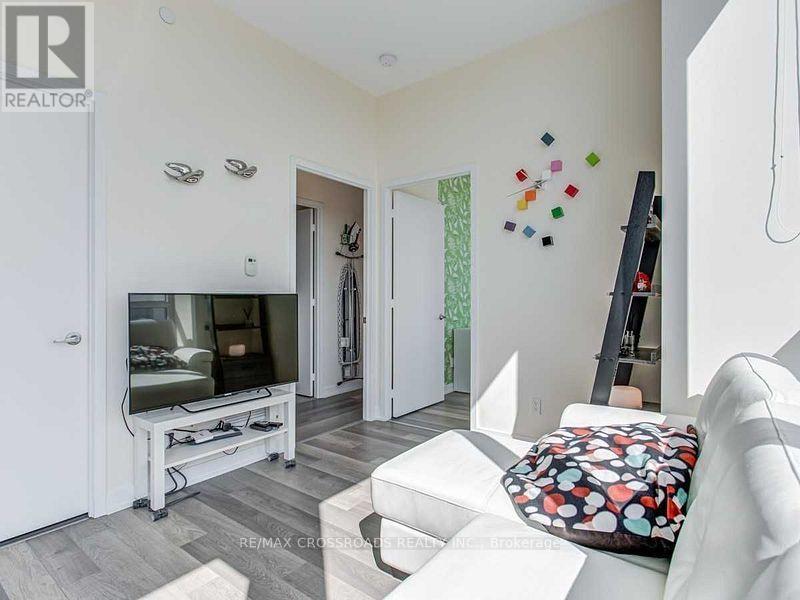 2405 - 5180 Yonge Street, Toronto, Ontario  M2N 5P6 - Photo 4 - C13680548