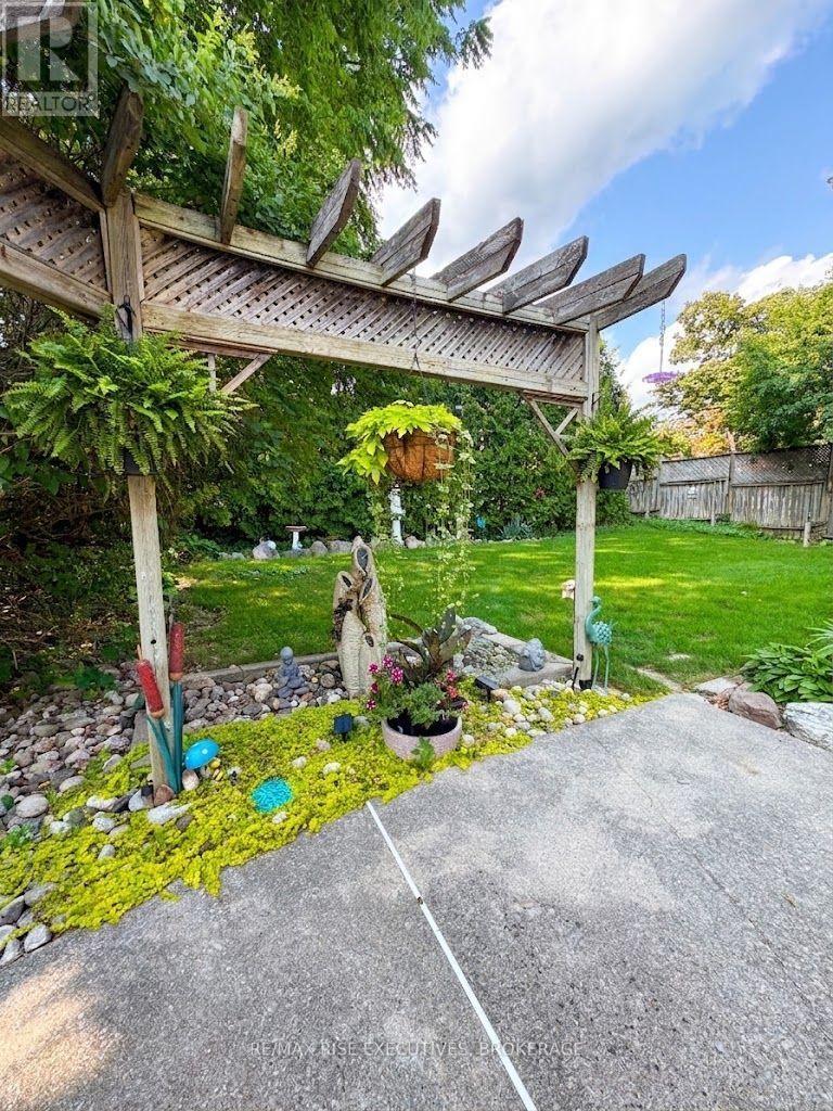 127 Nicholson Crescent, Loyalist, Ontario  K7N 1W9 - Photo 39 - X13603152