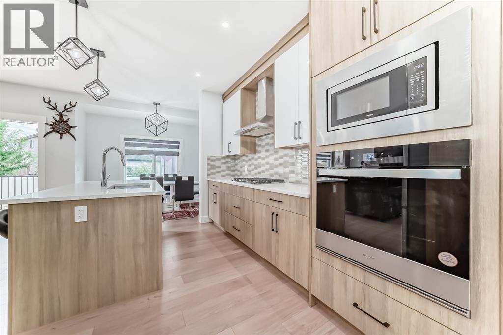 127 Saddlecrest Grove NE, Calgary, Alberta  T3J 2K3 - Photo 6 - A2304100