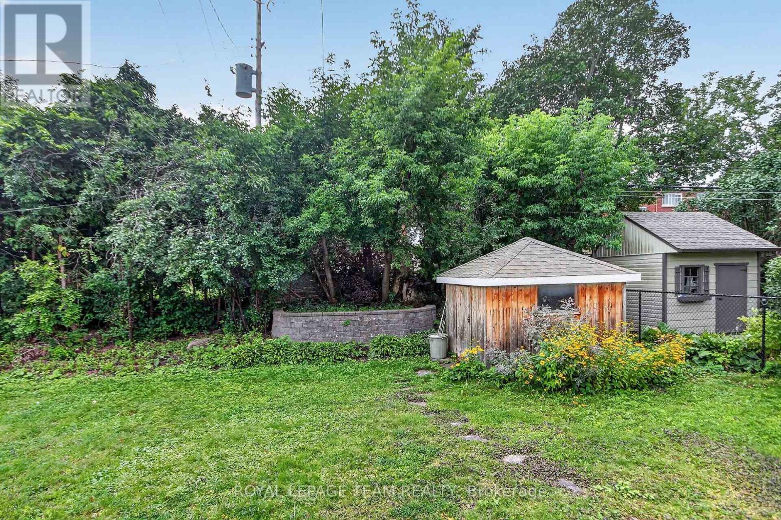 673 Golden Avenue, Ottawa, Ontario  K2A 2G3 - Photo 47 - X13680554