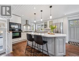 3 DUNDAS STREET W, Erin, Ontario