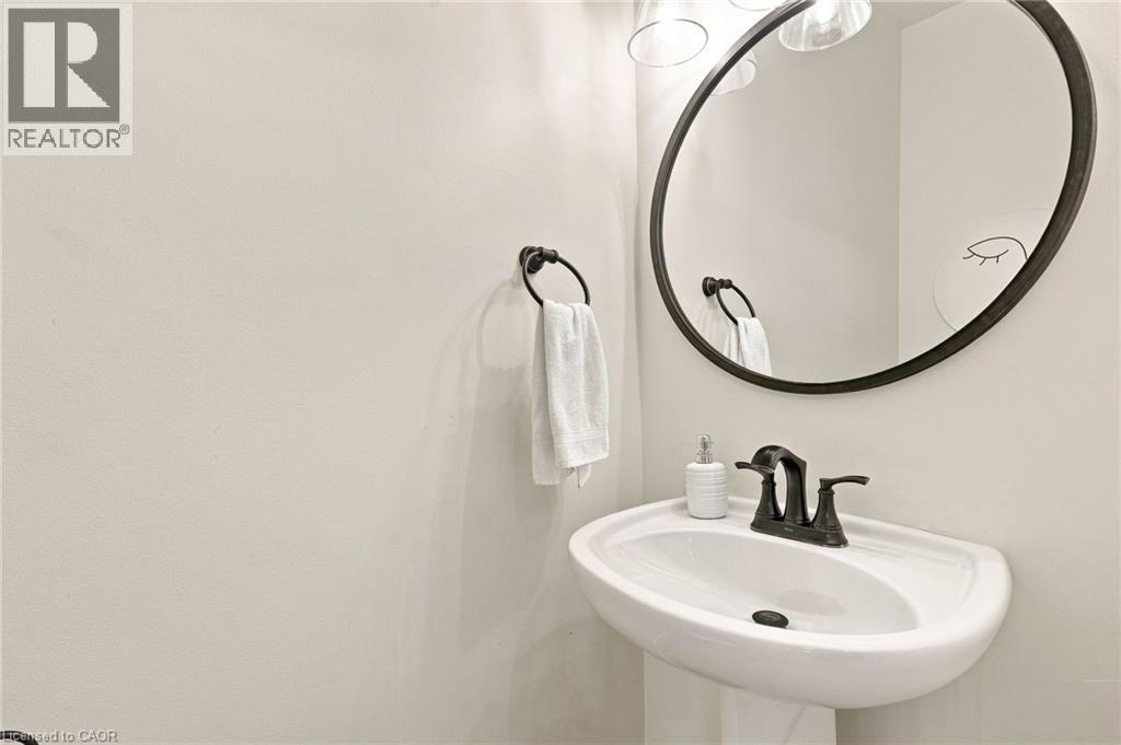 53 Valiant Circle, Binbrook, Ontario  L0R 1C0 - Photo 7 - 40854954