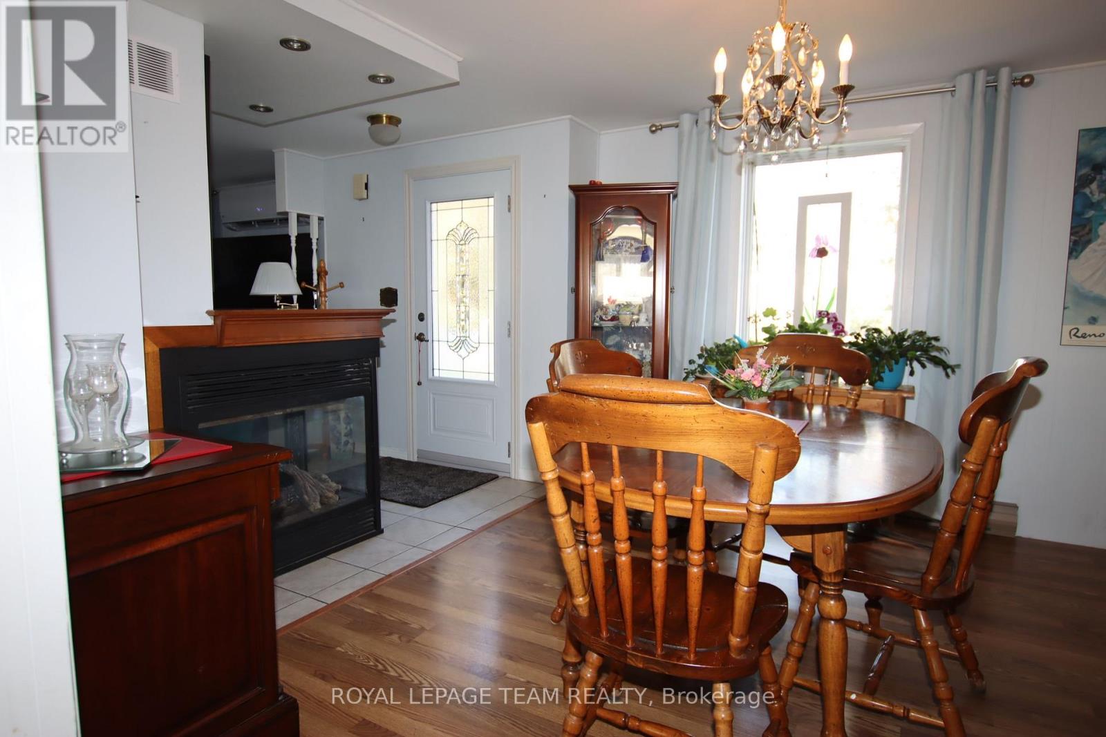 7 Woodside Lane, Mcnab/braeside, Ontario  K0A 3L0 - Photo 22 - X13679082