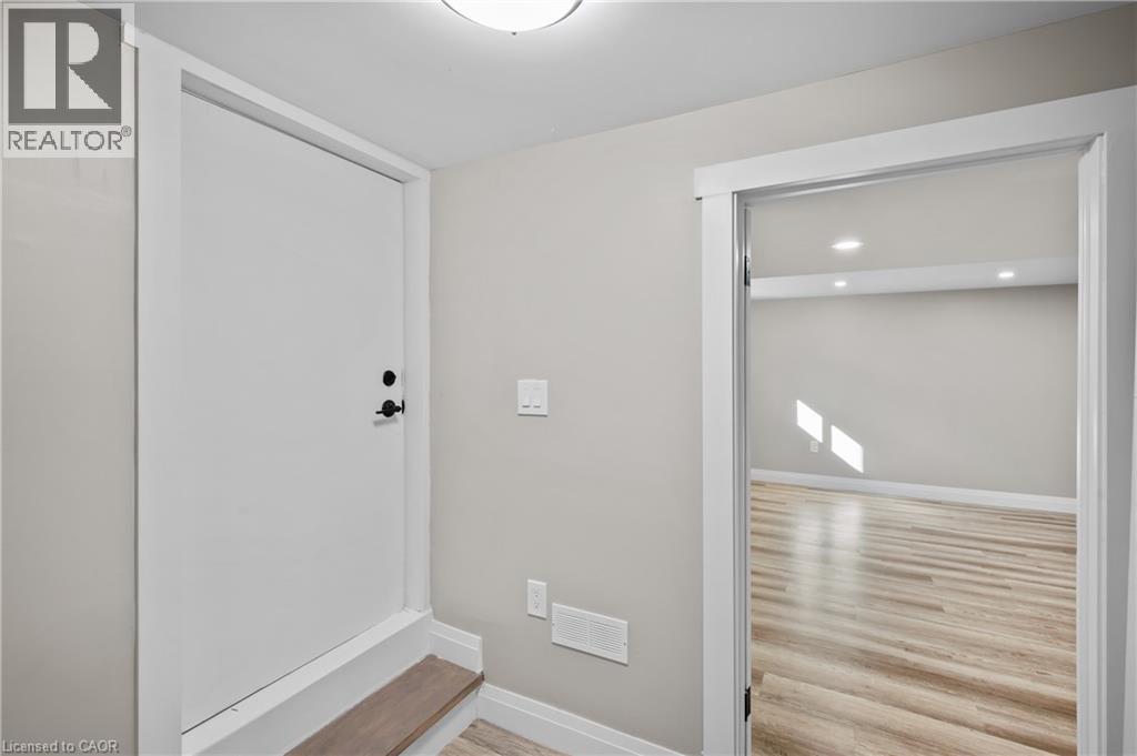 1041 Shepherd's Drive, Burlington, Ontario  L7T 3R4 - Photo 27 - 40854635