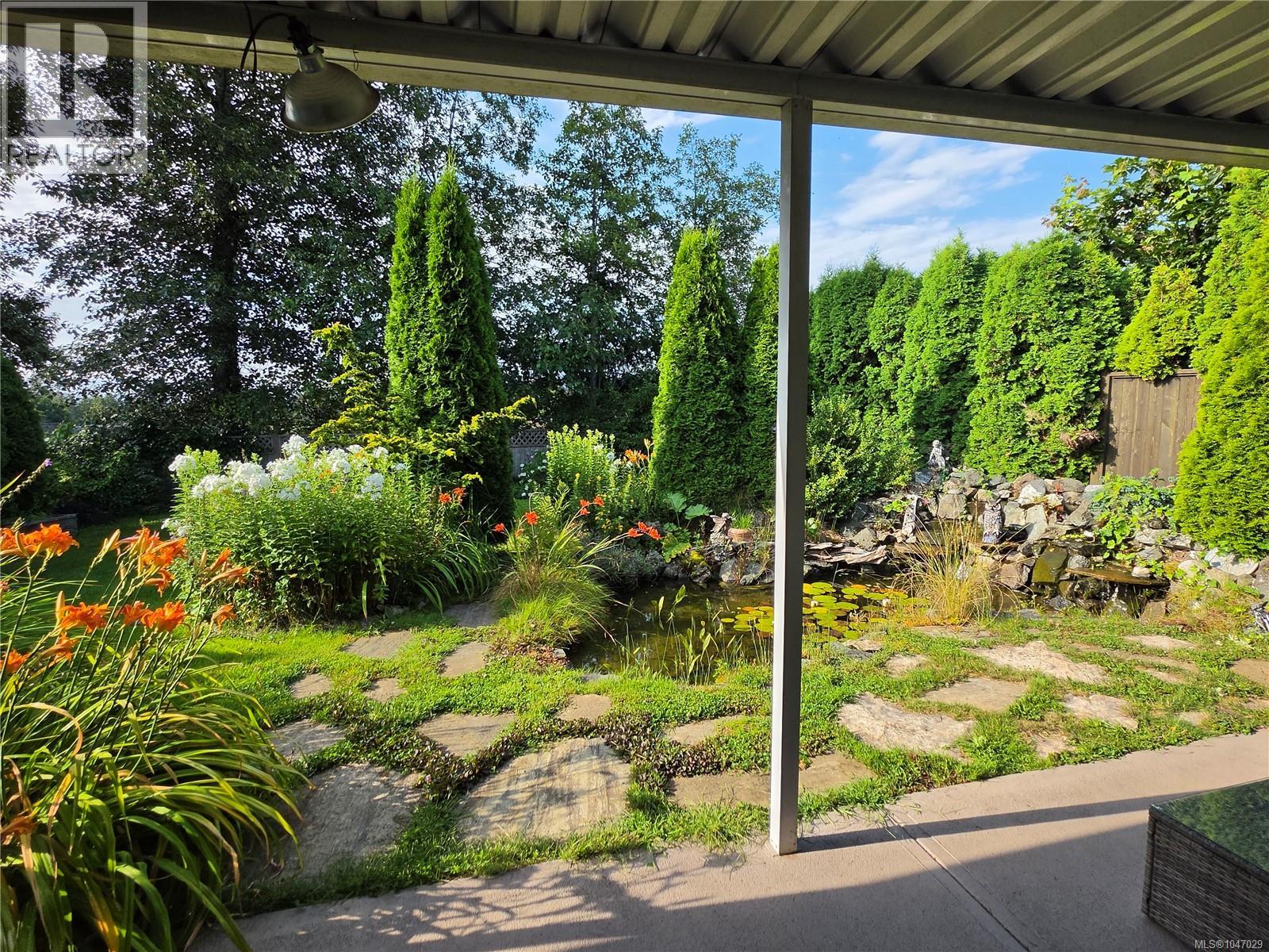 437 Rockland Rd, Campbell River, British Columbia