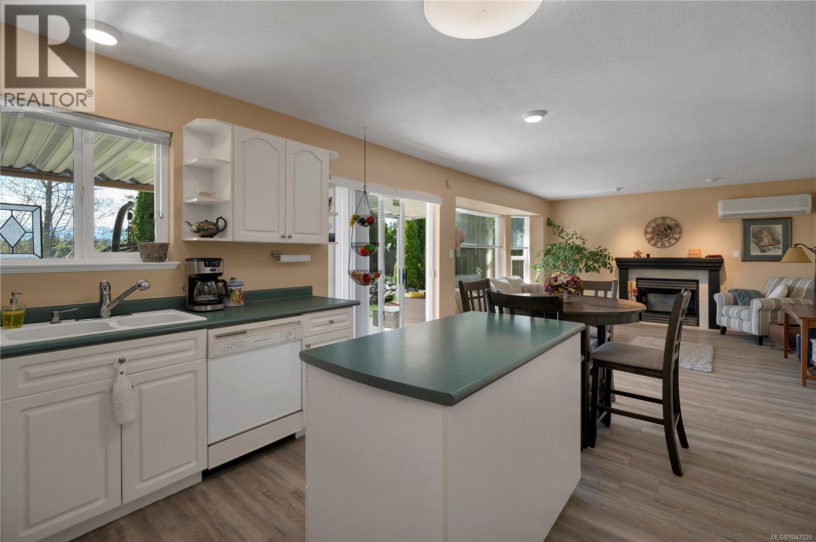 437 Rockland Rd, Campbell River, British Columbia  V9W 1N7 - Photo 29 - 1047029