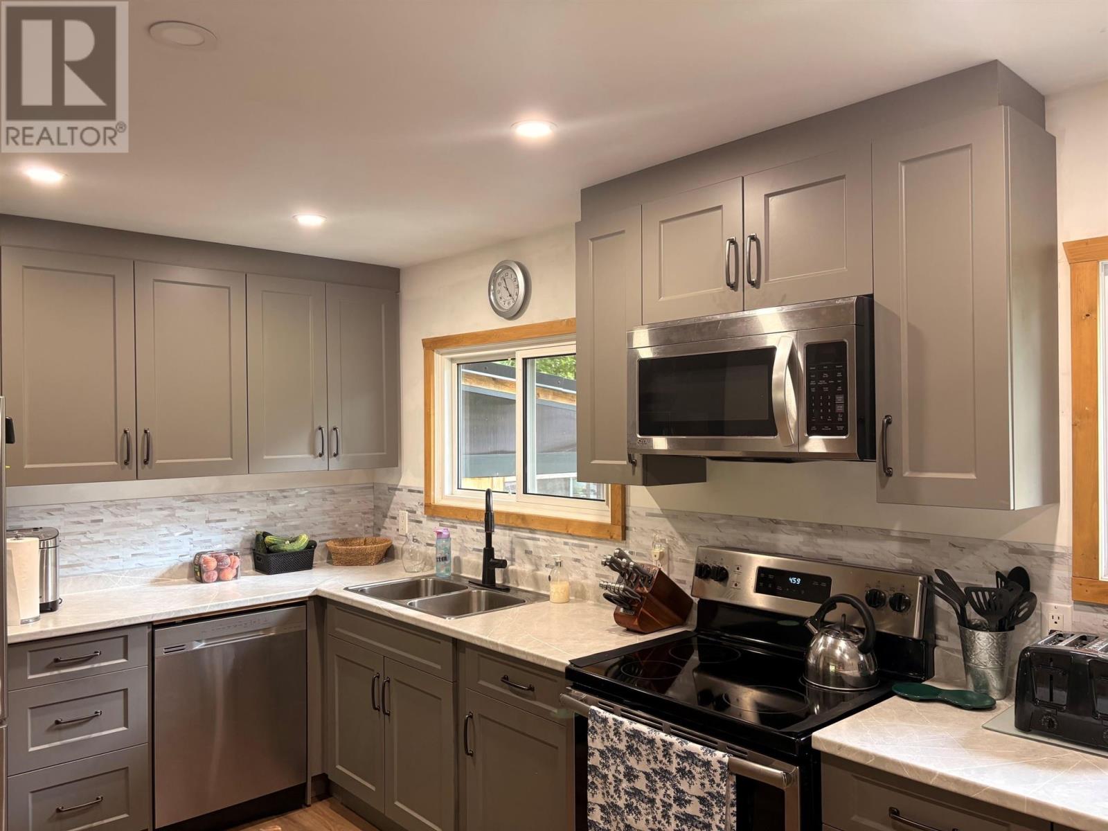 3035 Canoe Point Rd, 3035 Canoe Point Road, Hilton Beach, Ontario  P0R 1G0 - Photo 15 - SM262191