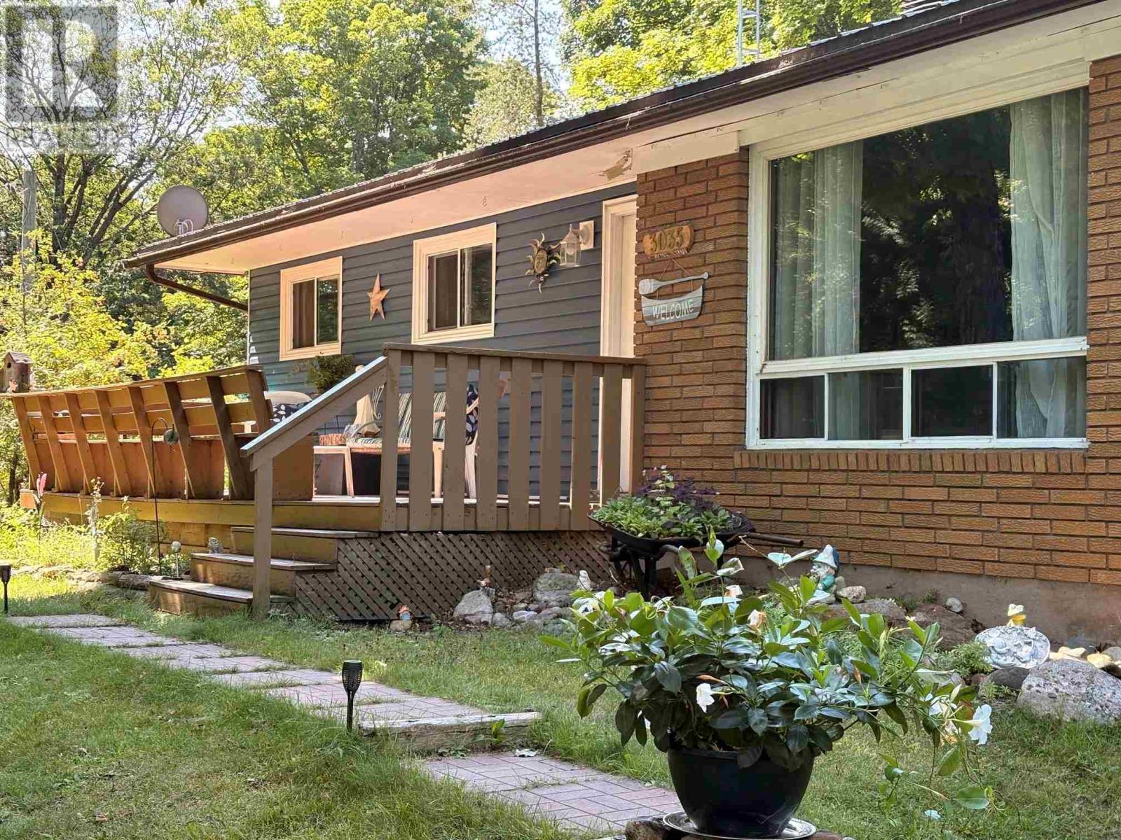 3035 Canoe Point Rd, 3035 Canoe Point Road, Hilton Beach, Ontario  P0R 1G0 - Photo 3 - SM262191