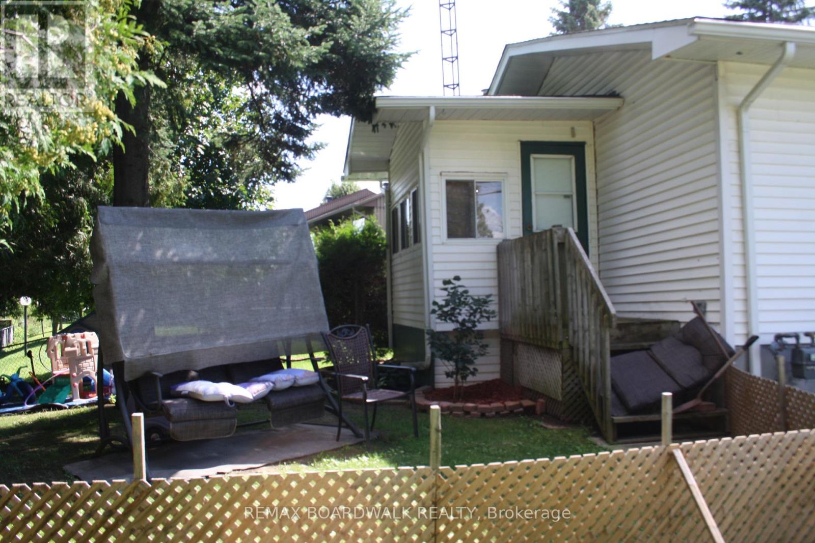 3172 Rue Principale Street, Alfred And Plantagenet, Ontario  K0A 3K0 - Photo 4 - X13680568