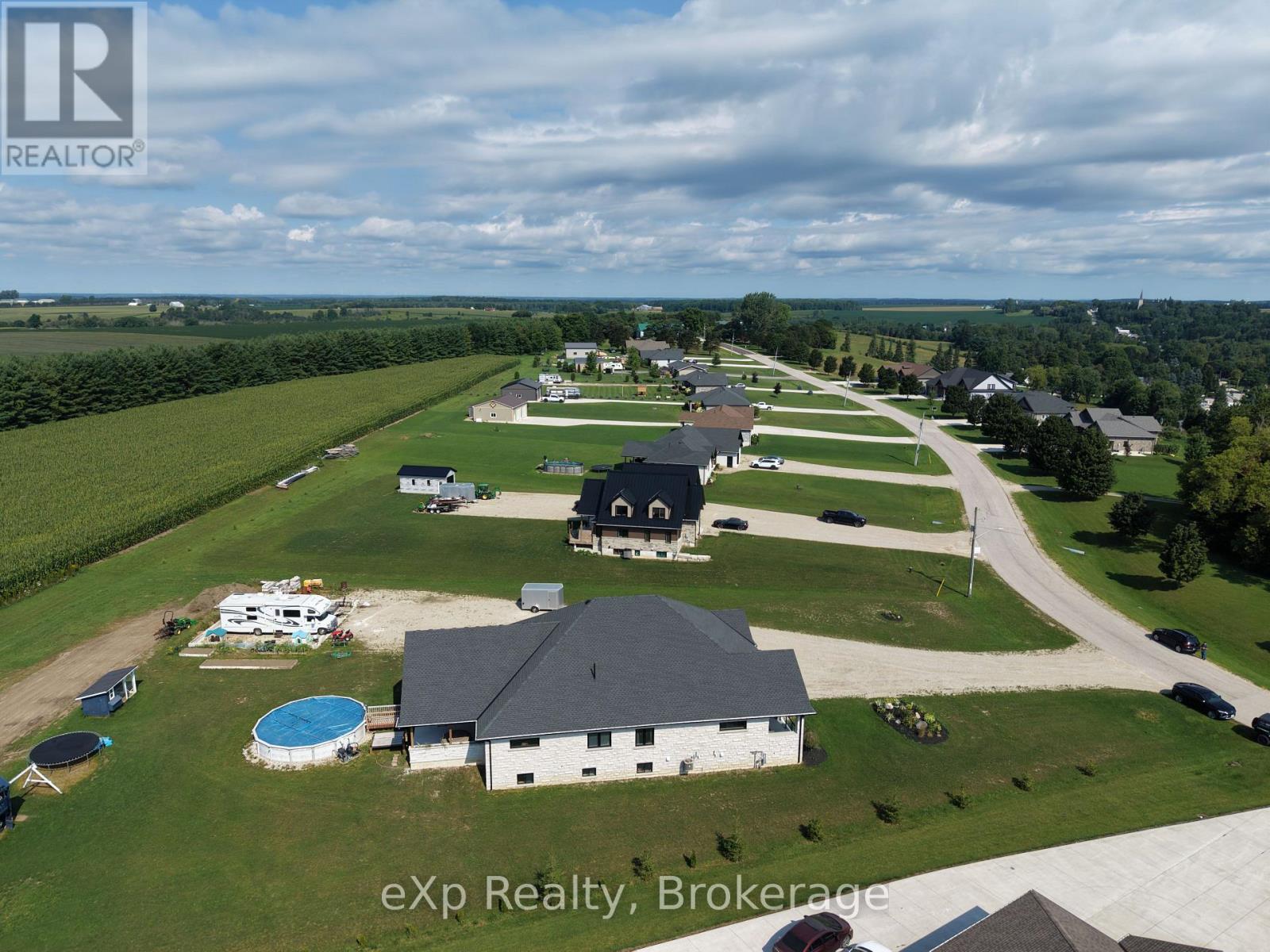 7 Weiss Drive, South Bruce, Ontario  N0G 1W0 - Photo 38 - X13680572