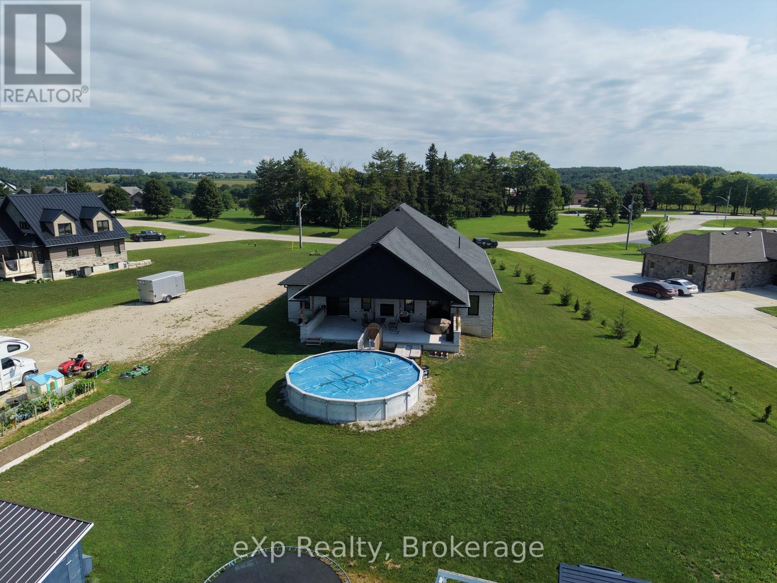 7 Weiss Drive, South Bruce, Ontario  N0G 1W0 - Photo 39 - X13680572