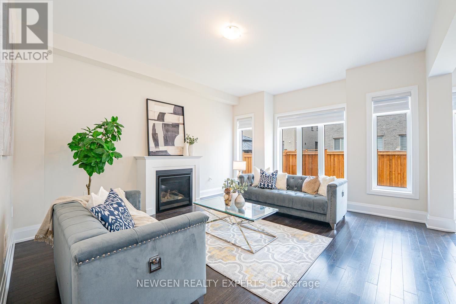 68 Stowmarket Street, Caledon, Ontario  L7C 3Y5 - Photo 10 - W13680564