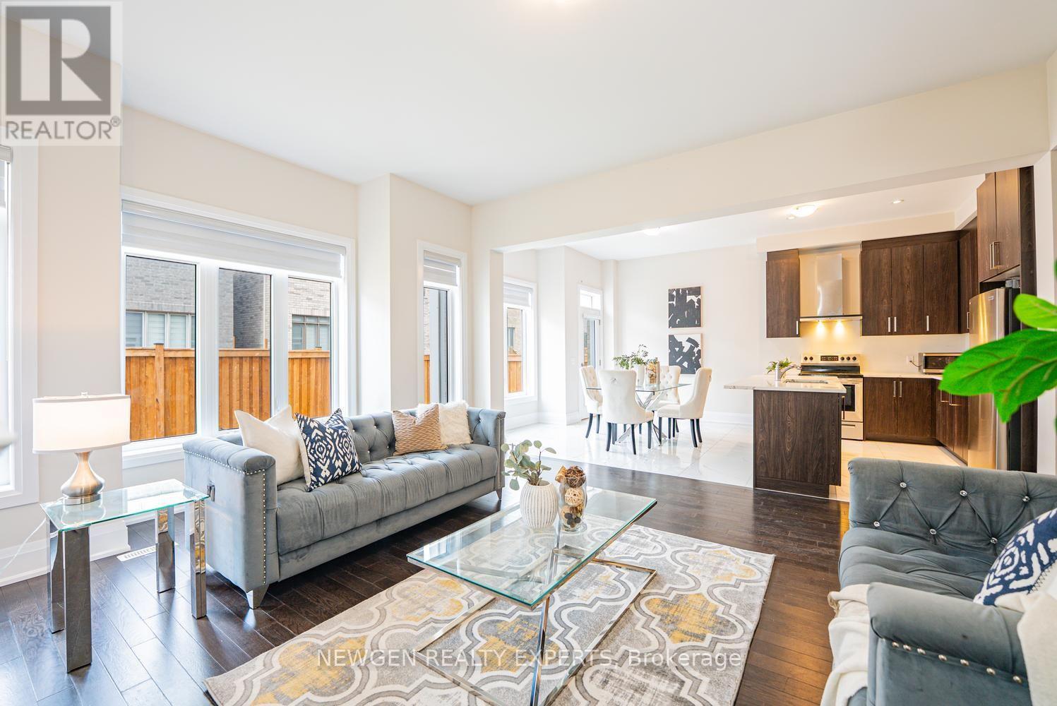 68 Stowmarket Street, Caledon, Ontario  L7C 3Y5 - Photo 12 - W13680564